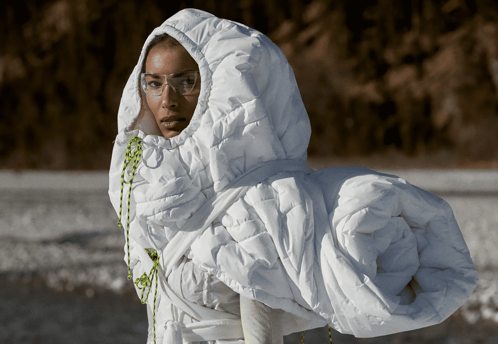 Model with artistic white Outfit